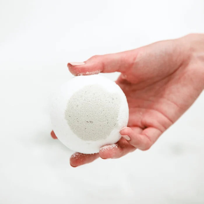 Boreal Fog Bath Bomb  by Bathorium